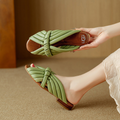 Zapletené nazúvacie topánky UGG Amelia